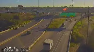 LIVE NOW: Morning traffic conditions in San Antonio