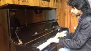 Bya Ke Berem Ba Mazar, played by Milad Yousufi (Afghan Pianist).