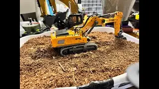 RC Excavator K970 Mini 1/50 Scale #k970 #constructionequipment #rccar #toyreview #foryou #funforyou 