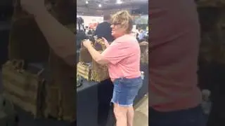 ТЯЖЕЛЫЕ БРОНЕЖИЛЕТА НА ВЫСТАВКЕ ОРУЖИЯ В ФОРТ-МАЙЕРСЕ, ФЛОРИДА #guns #pewpew #military #shoot #tr...