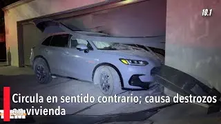 Circula en sentido contrario; causa destrozos en vivienda