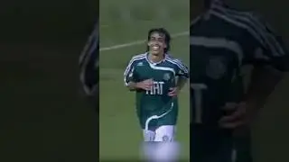 Mago Valdivia deitava!!! #football #futebol #valdivia #palmeiras #brasileir&atilde;o #dribbling