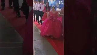 con la familia larin en los 15 a&ntilde;os de la chol