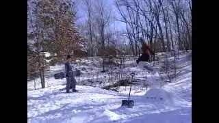 THE LIFE OF A SNOWBOARDER (&copy;2006 cineDUB&trade; Media)