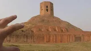 Отъехали несколько км. от Варанаси на родину Буддизма - посёлок Сарнатх.