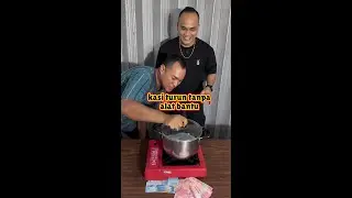 Angkat hanya tutupnya aja boleh disentuh