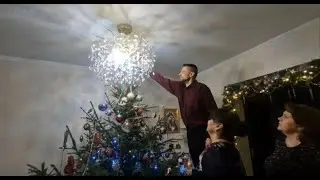 Отмечаем Новый Год. Встреча с родными. Обмен подарками.