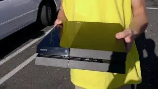 Разбиваем новенькую PlayStation 4 за пределами Gamestop