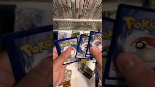 *NEW* Daily Booster Pack! #30 - Evolving Skies | Pok&eacute;mon Cards #shorts