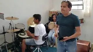 Pratica de percuss&atilde;o Coletiva - Nilton Blau