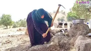 The content of this video is about the life of a single woman with several children in the desert