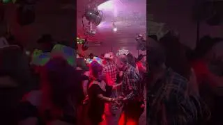 #fiesta #dancemusic #dj #fiestatime #partymusic #dancingparty #music #dancegenre #musicgenre #dance