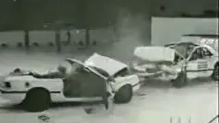 CRASH TEST - Chrysler LeBaron Vs Chrysler LeBaron Convertible