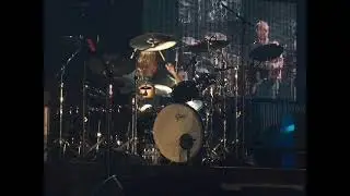 Foo Fighters - Live at Hallam FM Arena, Sheffield, England, 11/12/2007
