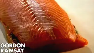 Salmon en Croute | Gordon Ramsay