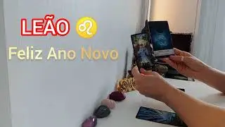 LEÃO ♌ Tem alguém apaixonado, se sente muito atraído// Faz uma escolha importante.