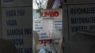 Special Jumbo Vada pav of Mumbai 🔥🤩 #shorts #streetfood #vadapav #foodies