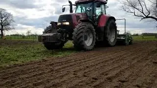 Case IH CVX met een Celli Lothar overtopfrees.