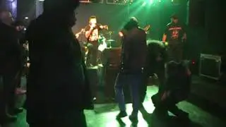 Macha Muerta - Todo Paqueado y Strumer