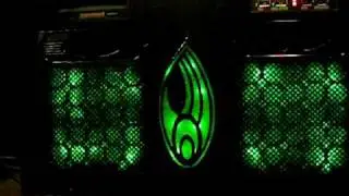 Oscillating Green Borg Claw on Borg Cube Computer Mod - Borg Tech (take 2)
