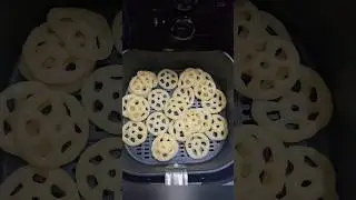 Zero Oil Wheel Fryums in Air Fryer #shorts #airfryerrecipes #airfryer #philipsairfryer