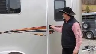 Kiefer Kruiser 2 Horse Trailer!