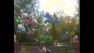 ELMERS FLYING JUMBOS At Chessington World Of Adventures/Off-Ride