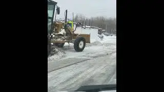 3.02.23 дорожные службы работают! Снег идет Сахалин Холмск / grader / snow warrior