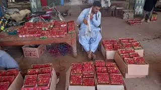 wholesale fruit market in karachi stabbery price  February 2022