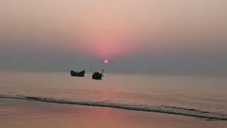 এই ঝিনুক ফোটা সাগরবেলায় আমার ইচ্ছে করে.......