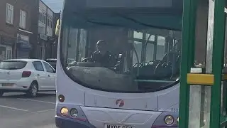 (KICKDOWN AND RARE) First Essex (Basildon) Route 25 Ride on MX05 CEK - 66821 normally doing 8/8A