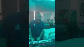Who do you guys hear on this? Comment who you think would kill this! #scottstorch #music #viral #fyp