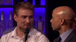 Opgelet: de knappe buschauffeur!  - RTL LATE NIGHT