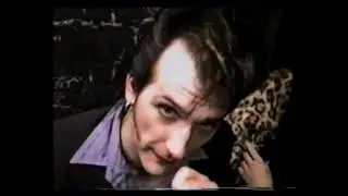 Dave Vanian backstage 1995