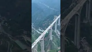 Guizhou Liuzhi Bridge successfully closed #amazingchina #infrastructure #technology #road #bridge