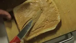 How to Make a PB&Jam Sandwich