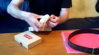 Levi&lsquo;s belt and vallet