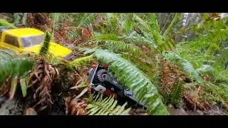 Scx10iii Gladiator creek crawling