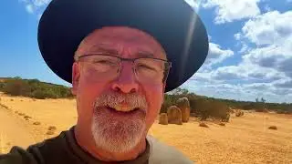 Lost in The Desert - The Pinnacles of Western Australia