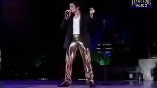 Michael Jackson ft Justin Timberlake - Love Never Felt So Good - Xscape World Tour  (Reupload)
