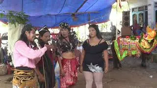 FUNNY MADURA LANGUAGE DRAMA POLL