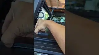 Truck2go Pro Retractable Tonneau cover with ladder rack
