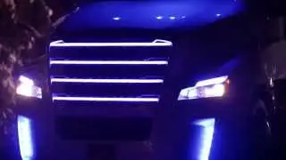 Freightliner Inspiration Truck - Exterior Design (Nighttime) | AutoMotoTV