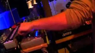 live analogue acid techno.avi