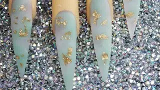 Mint nails