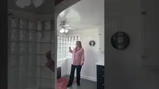 Walk through of home in Greeley, Colorado.