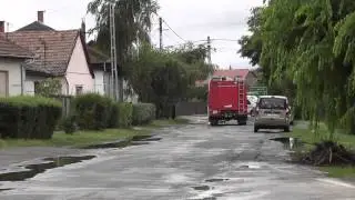 H&aacute;rmas karambol n&eacute;gy s&eacute;r&uuml;lttel Ny&iacute;rmad&aacute;n