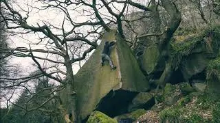 Brain Dead 6B+ Cratcliffe Peak District Bouldering