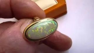 Vintage 14ct Gold and Large Lightning Ridge Green Opal Ring #OA14