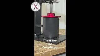Small Pail Lid Press 1 Gallon Plastic Cans #xpect-solutions #paintcan #lidpress
